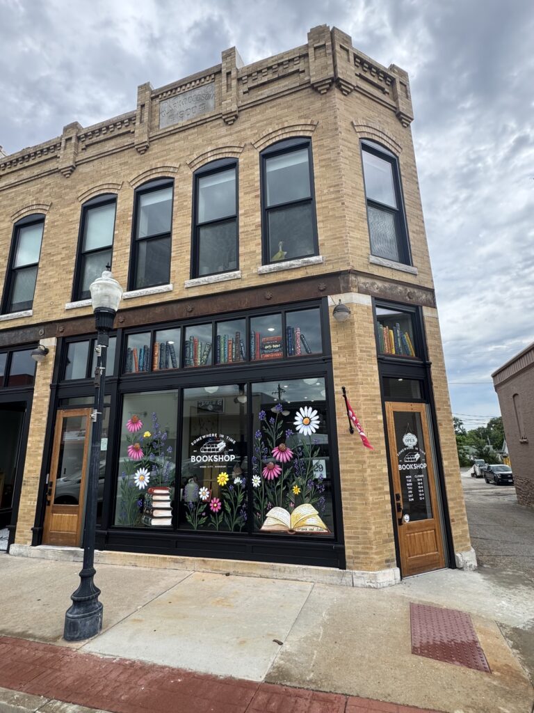 Somewhere In Time Bookshop storefront, Webb City